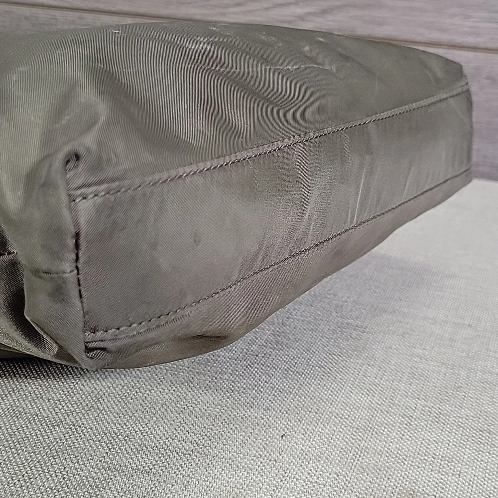 Tumi Olive Green Nylon Crossbody Shoulder Bag - Picture 9 of 16